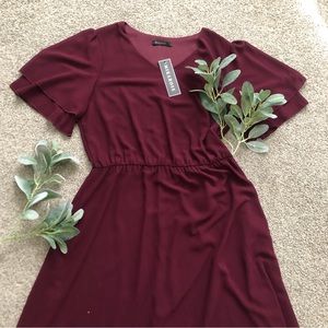 Dress in purple plum elastic waist dress.